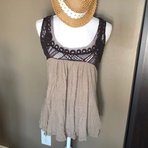Vanity Size M tank top,  like new condition